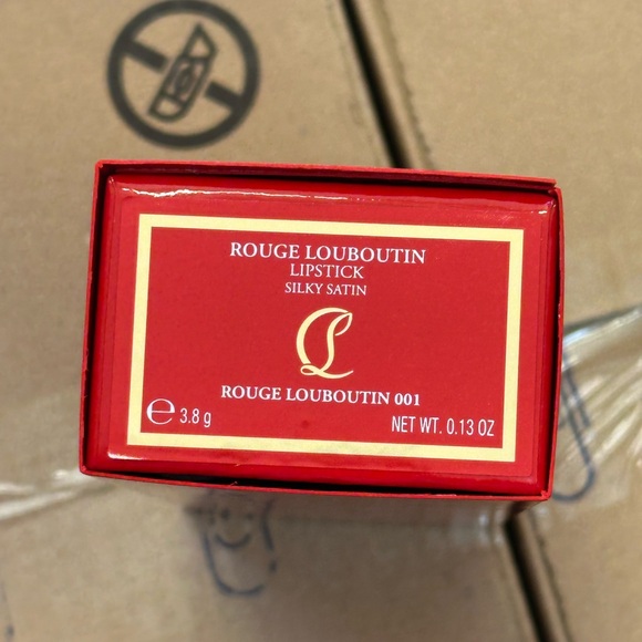 CHRISTIAN LOUBOUTIN ROUGE LOUBOUTIN SILKY SATIN LIPSTICK - ROUGE LOUBOUTIN 001 - Picture 3 of 4